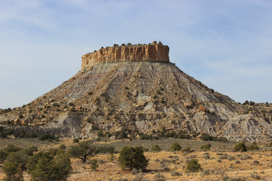 Los Pe&ntilde;oles